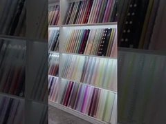 Nuovo disegno di carta da involucro per fiori nella nostra fabbrica