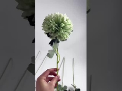 Nuovo fabbricante fornisce fiori artificiali a sfere di cipolla singola in magazzino per i fiori di seta di nozze, ho