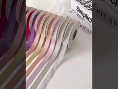 Nastro di stelle rotte d' argento