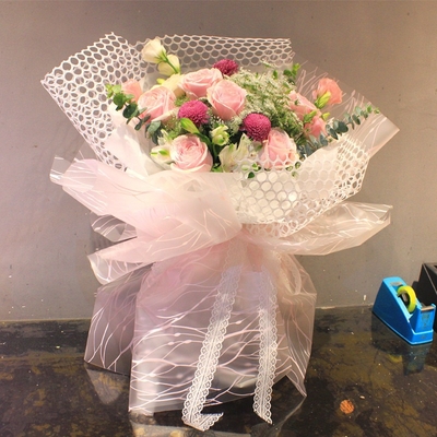 Un buon prezzo. Fiorista impermeabile netto stampato Paper di Opp spostamento del mazzo di 58cm x di 58cm in linea