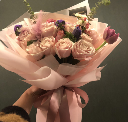 comprare Carta da imballaggio di plastica traslucida coreana del regalo del mazzo per l'imballaggio del fiore online manufacture