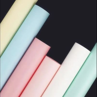 Un buon prezzo. Carta di avvolgimento floreale artigianale personalizzata per imballaggi spessi e semplici in linea