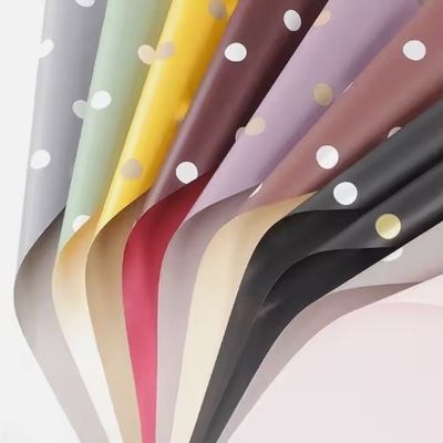 comprare fiori coreani modello di punto carta di avvolgimento fioraio carta di avvolgimento fiore mazzo di fiori per San Valentino online manufacture