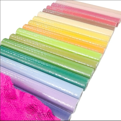 Un buon prezzo. Rollo di carta kraft colorato biodegradabile per imballaggi di fiori personalizzati in linea