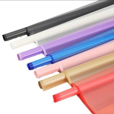 Un buon prezzo. Imballaggio in carta da fiori impermeabile in plastica coreana 2024 in linea