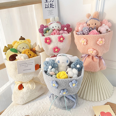 Un buon prezzo. Squisito cartone animato Romi Plüsch Bambola Bouquet Piccolo profumo stile Qixi Giornata dell'insegnante Piccola bambola regalo borsa da mano Set in linea