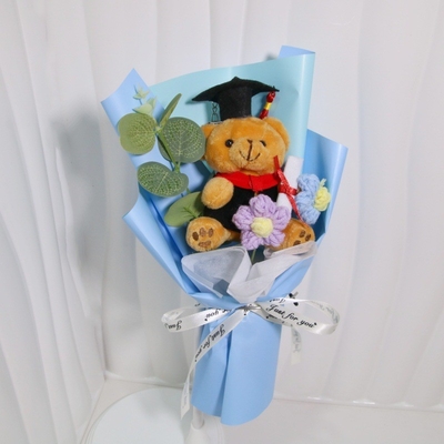 comprare PhD Bear Bouquet - Graduation Plush Doll Flowers for Couples & Students, Creative Cartoon Knitted Gift (Fabbricazione di fiori per coppie e studenti) online manufacture