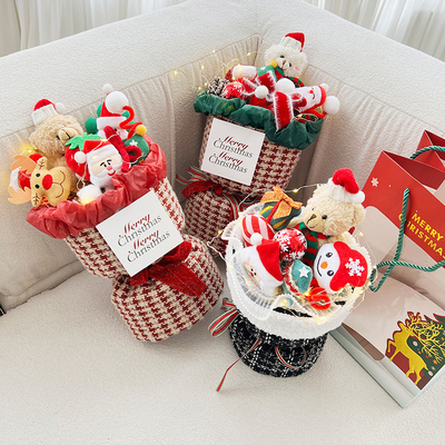 comprare Regalo di Natale Creativo Cartone animato Bambola di peluche Bouquet Babbo Natale Bambola Finito Prodotto Regalo di compleanno per ragazza e migliore amico online manufacture