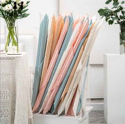 Un buon prezzo. Carta da confezionamento di fiori, carta crepe per orecchie di coniglio, carta kraft ispessita, carta da confezionamento di opere d'arte floreale, carta da confezionamento di cestini di fiori, carta da confezionamento di fiori in linea
