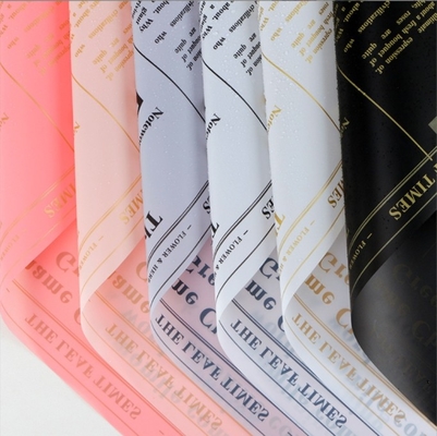 comprare Giornale inglese in stile europeo, carta da bouquet coreana, materiali per l'imballaggio di fiori, scatole regalo per fiori, carta da regalo, carta da negozio di fiori online manufacture