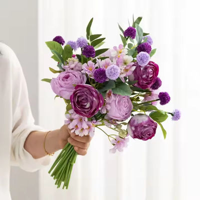 comprare Al dettaglio fiori artificiali di rosa Bouquets Fiori da sposa di seta Bouquets per la decorazione delle nozze fabbricazione online