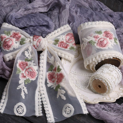 comprare Versione coreana ricamo a pizzo fiore nastro tessuto fai da te arco per capelli clip materiale fiore regalo imballaggio cintura cava fabbricazione online