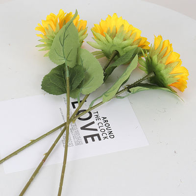Un buon prezzo. Fiore artificiale di girasole, casa di girasole, decorazione del soggiorno dell'hotel, mazzo di fiori in linea