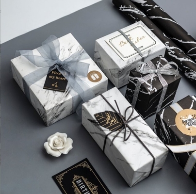 comprare Carta di avvolgimento di fiori con disegni di marmo nero Materiale di imballaggio, forniture di negozi di fiori Carta di avvolgimento di fiori carta regalo carta di avvolgimento di frutta carta di avvolgimento online manufacture