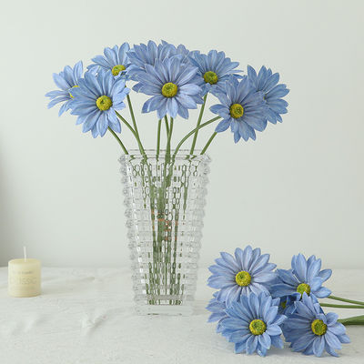 comprare Tre pezzi di tessuto di seta finta realizzati in crisantemo estivo fiori artificiali per la decorazione di nozze a casa, con un tocco di fascia alta, sono fiori finiti finiti. fabbricazione online