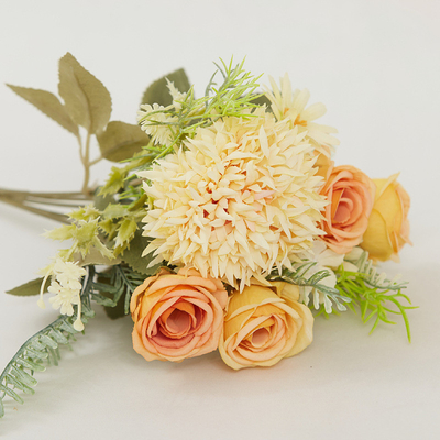 Un buon prezzo. Simulazione di fiori rosa a sfera spinosa combinazione di fiori decorazione dell'albergo fiori falsi abbigliamento bagagli decorazione seta cappelli di fiori fiori artificiali in linea