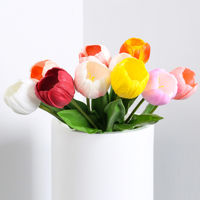 Un buon prezzo. Bouquet simulato con un tocco idratante, tulipano a lanterna, arrangiamento floreale di fascia alta, decorazione di torte del soggiorno, decorazione a fiori finti, fiori secchi in linea