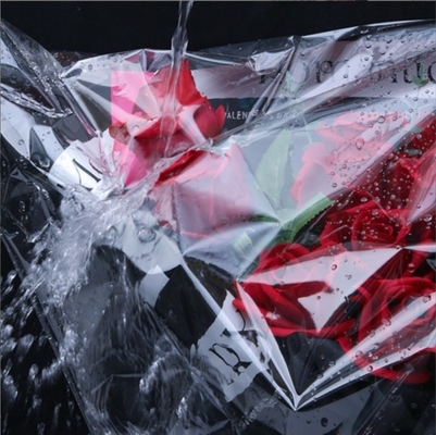 Un buon prezzo. Sacchetto antipolvere per bouquet di fiori, coperchio trasparente e impermeabile per i fiori freschi, imballaggio con pellicola di plastica, involucro per fiori, cellophane in linea