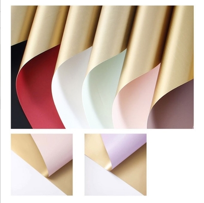comprare Carta di imballaggio per fiori in plastica dorata impermeabile, film bicolore per materiali di imballaggio per bouquet di San Valentino online manufacture