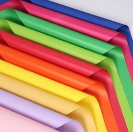 comprare Carta da imballaggio floreale alla dopamina a doppio colore, carta BOPP bifacciale in molti colori online manufacture