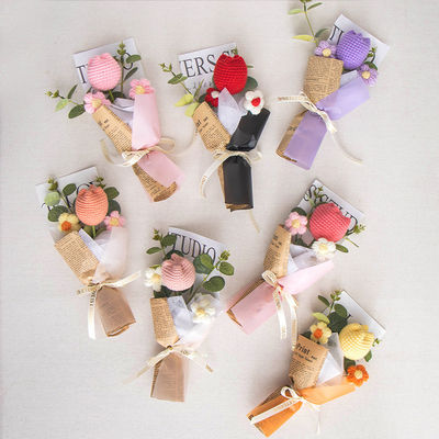 comprare Popolare transfrontaliero fatto a mano uncinetto garofano lavoro a maglia filato fiore scatola regalo rosa Festa della Mamma bouquet finito regalo fabbricazione online