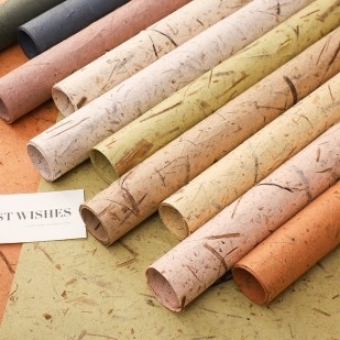 comprare Carta da fiorista per confezioni e bouquet, vintage, con venature di foglie strappate a mano, in molti colori online manufacture