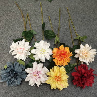 Un buon prezzo. Fiore artificiale decorativo su misura per la decorazione domestica del giardino in linea