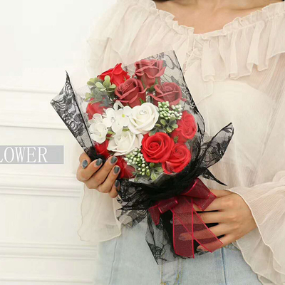 Un buon prezzo. Fiore artificiale decorativo impermeabile per i fiori di nozze in linea