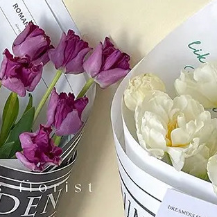 Un buon prezzo. Decorazione floreale di plastica per eventi speciali in linea