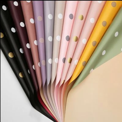 Un buon prezzo. Carta di avvolgimento per fiori a 8 colori impermeabile per i fioristi in linea