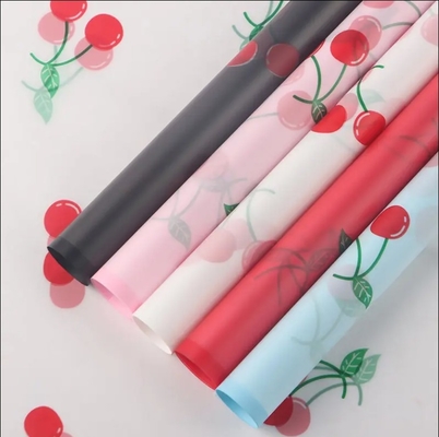 Un buon prezzo. Carta di avvolgimento a fiore impermeabile per materiali di imballaggio a bouquet impermeabili in linea