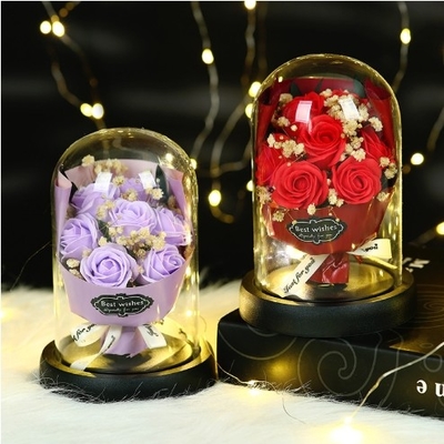 Un buon prezzo. regalo di San Valentino per la ragazza pratico creativo sapone rosa vetro copertura ornamenti avanzato immortale fiore ragazza di compleanno in linea