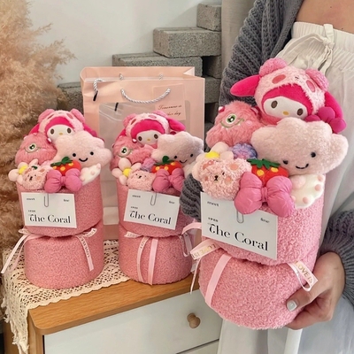 Un buon prezzo. 520 regalo di compleanno di San Valentino per ragazze bambole Kuromi Sanrio bambole di cartoni animati bouquet in linea