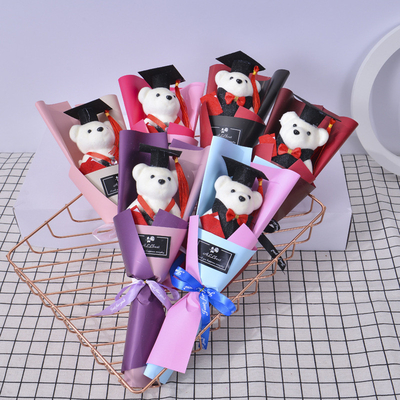 Un buon prezzo. Orso Bouquet di laurea Dottore Orso Bambola Maschio e femmina Bambola di cartone animato Bouquet di attività scolastica Regalo 15x35cm Colore multiplo in linea