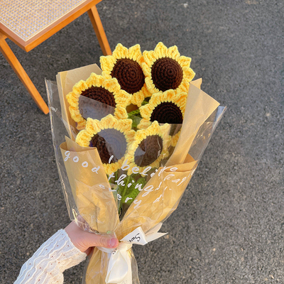 Un buon prezzo. Kit di fiori a maglia a mano regalo di San Valentino per la ragazza regalo di insegnante in linea