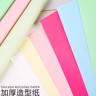 Un buon prezzo. Fenghua carta a forma artistica confezionamento di fiori carta, spessita 157g materiale di pelle di mucca negozio di fiori materiale di imballaggio fiori in linea