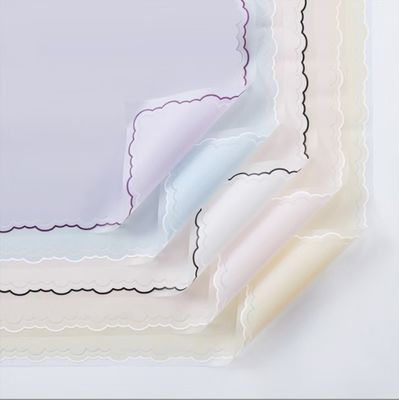 Un buon prezzo. Faccendino spessito impermeabile Hua Yize, carta da involucro per fiori, materiale da imballaggio per bouquet floreali, linea ondulata, carta Han Su in linea