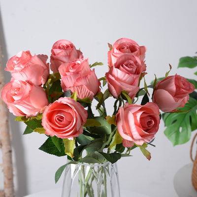 Un buon prezzo. Articoli di decorazione del soggiorno e oggetti fotografici per matrimoni di rose simulati in linea