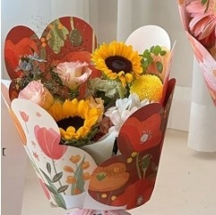 Un buon prezzo. Carta per confezionamento di fiori, carta kraft per linguaggio di fiori estivi in linea