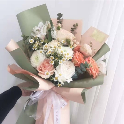 Un buon prezzo. Carta Hanfei, carta di avvolgimento a due colori, carta Ouya a colori solidi, materiale per bouquet opp, cartoni floreali impermeabili, imballaggio in carta Hansu in linea
