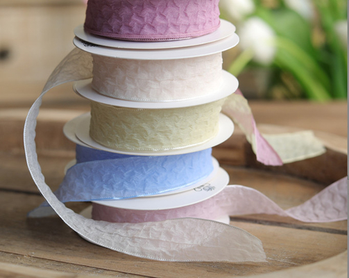 Un buon prezzo. Weiyi Bubble Yarn 2.5cm Bouquet di fiori Imballaggio Nastro Materiale artigianale Scatola regalo Imballaggio Materiali floreali in linea