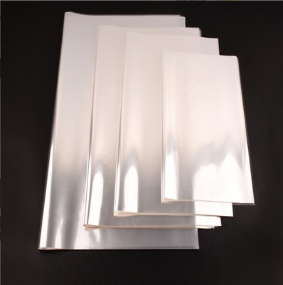 Un buon prezzo. Large quantity discounts: Transparent cellophane flower art wrapping, waterproof paper, opp film, cake baking base, flower bouquet wrapping paper in linea