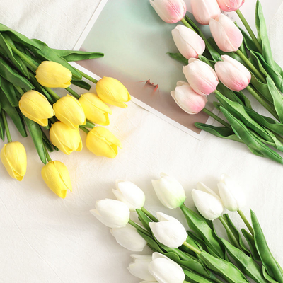 Un buon prezzo. Fiori di simulazione di tulipani, fiori artificiali in stile nordico, mini ornamenti floreali in seta, arte floreale, arrangiamenti floreali freschi e semplici, celebrazioni di nozze su Instagram in linea