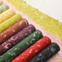 Un buon prezzo. Giorno di San Valentino Colore solido due colori Petali a mano Lacrima Dongba Carta Fiore Carta di imballaggio in linea