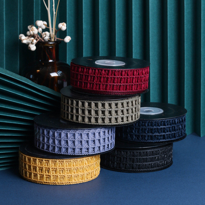 Un buon prezzo. New Japanese and Korean hollowed out ribbon with grid woven ribbon bow hair accessories bouquet packaging woven ribbon shoelaces clothing gift box ribbon in linea