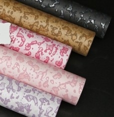 Un buon prezzo. 57*57cm Carta di imballaggio per fiori a modello di leopardo per fiori dolci e piccanti Bouquets di San Valentino in linea
