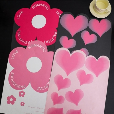 Un buon prezzo. Migliora il tuo negozio di fiori per il Festival di Qixi con carta 3D a forma di cuore e forniture DIY per San Valentino in linea