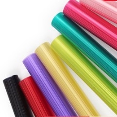 Un buon prezzo. 57*57cm 3D Changhong Film Impermeabile Fiore Fiore Carta di imballaggio con molte opzioni di colore in linea