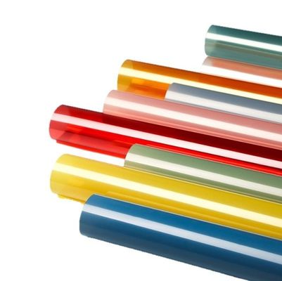 Un buon prezzo. Pellicola OPP a gelatina di cristallo di cellophane colorato, carta da involucro per fiori, carta di involucro trasparente impermeabile per bouquet, materiali di arte floreale in linea