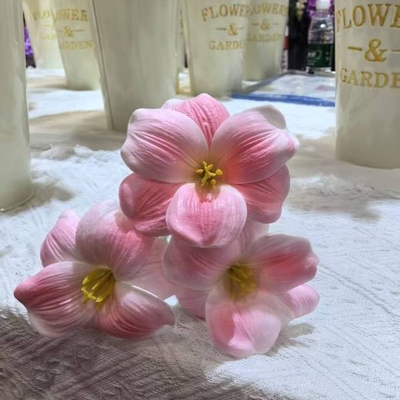 Un buon prezzo. Sorriso di apertura di tulipani artificiali in PU Brownie bouquet di tulipani artificiali per il matrimonio Decorazione artificiale di tulipani in linea